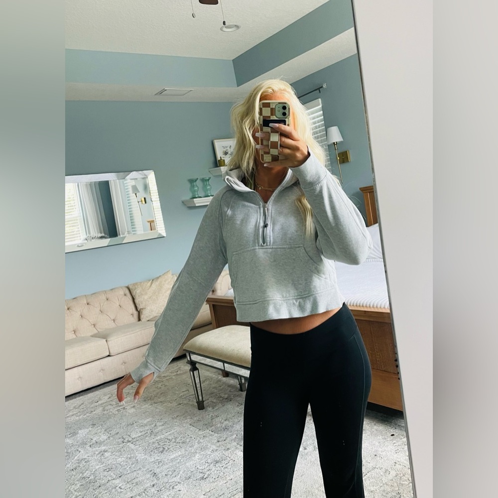 Lululemon scuba half zip hoodie size xs/s